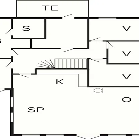 15 Person In Feriehus *